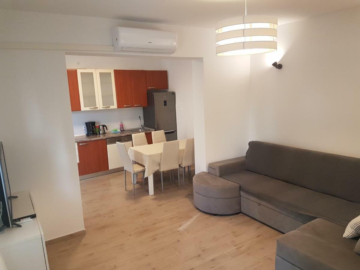 Sea View Apartment With A Huge Terrace Pisak Dış mekan fotoğraf